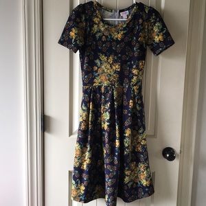 XS Lularoe Amelia dress.  BNWT